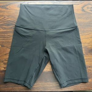 Lululemon align bike shorts size 4